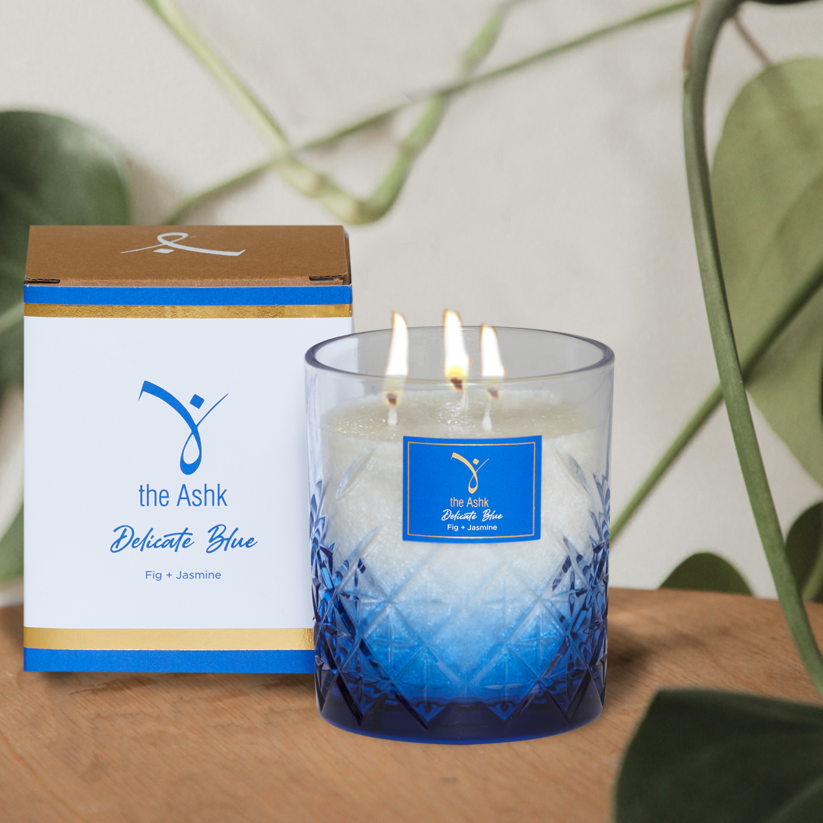 Delicate Blue Candle 300gr - 5