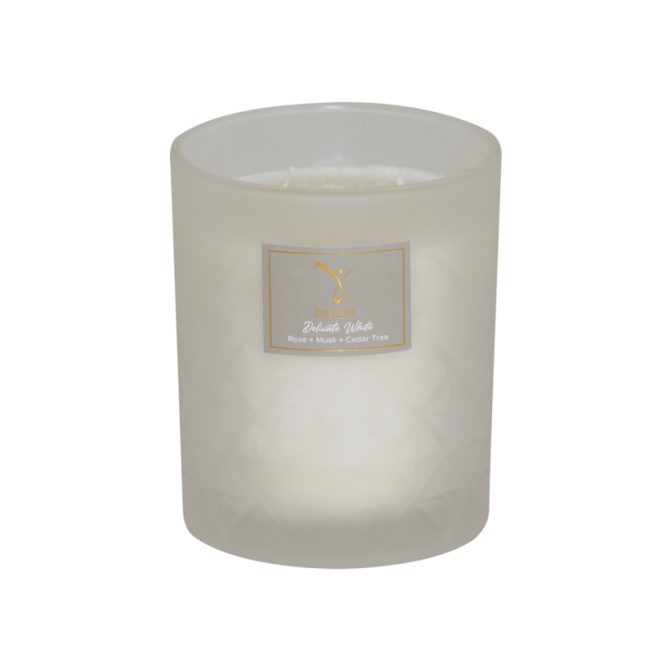 Delicate White Candle 300gr - 1