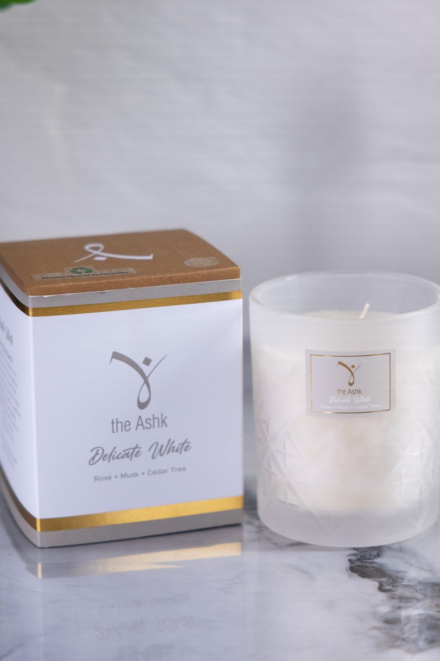 Delicate White Mum 300gr Gül & Misk & Sedir Ağacı
